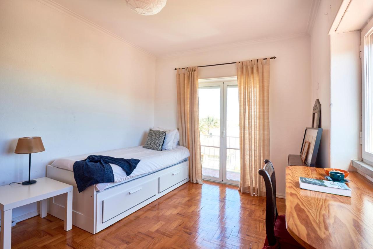 Bright Apartment With Garden In Cascais Exteriör bild