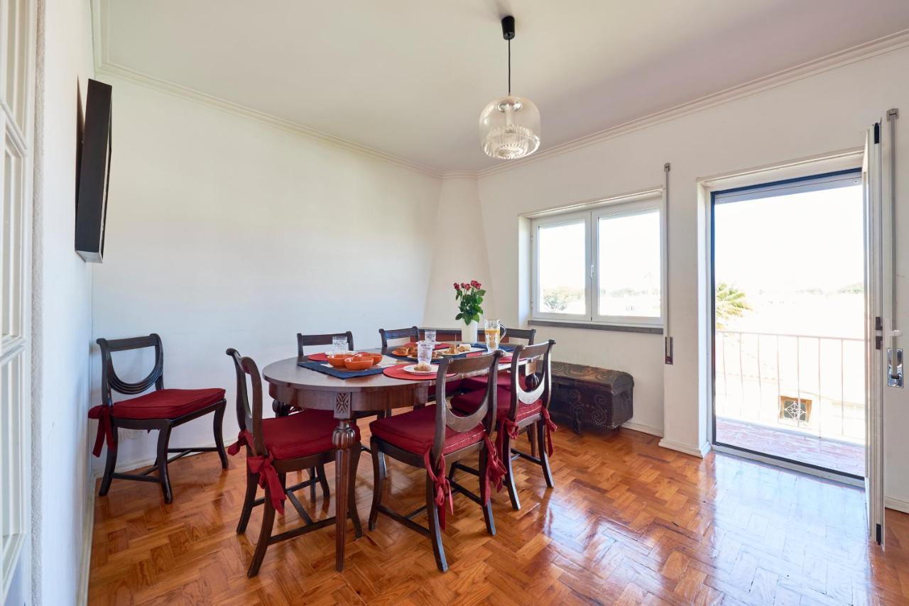 Bright Apartment With Garden In Cascais Exteriör bild