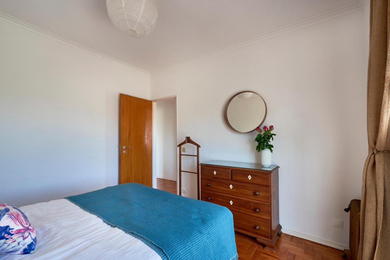 Bright Apartment With Garden In Cascais Exteriör bild